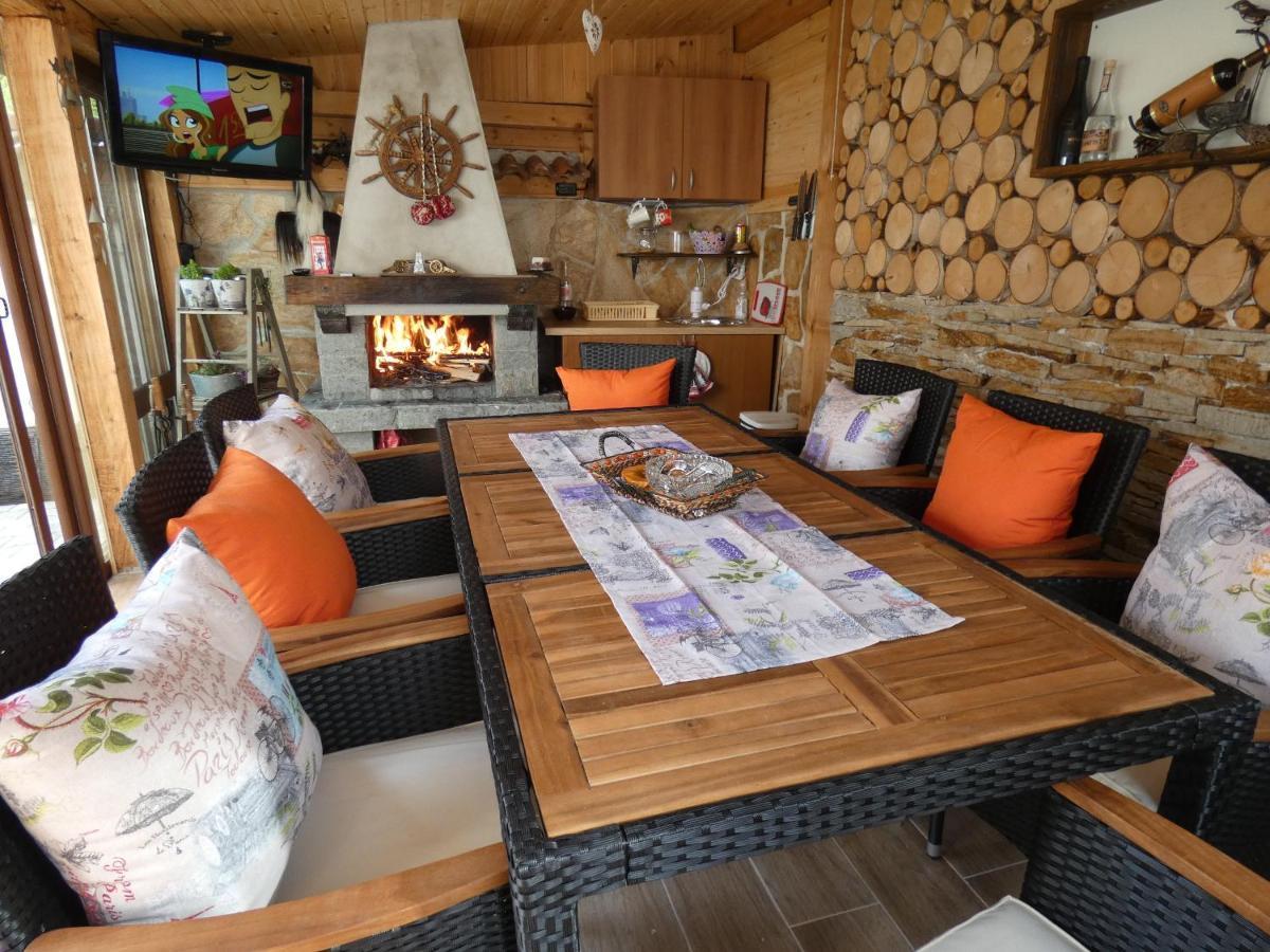 Ice Jewel Chalet: Ski-Ready Retreat Near Bansko Gondola Exterior photo